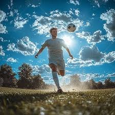 欧冠赛场精彩瞬间：巴萨主场2-0取胜,