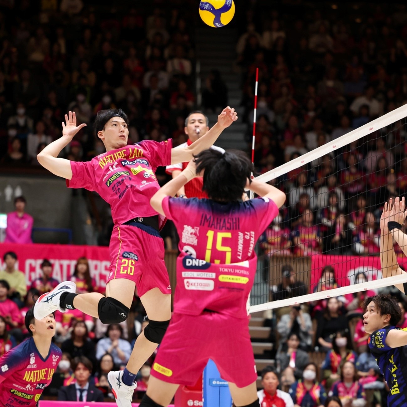 芝加哥小熊在 2024 年宣布将举办“全球棒球科技峰会”，邀请各队交流数据心得