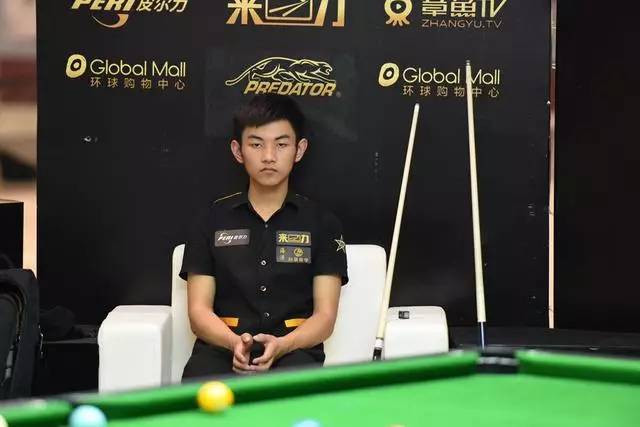 冬季城市的 冬季城市的