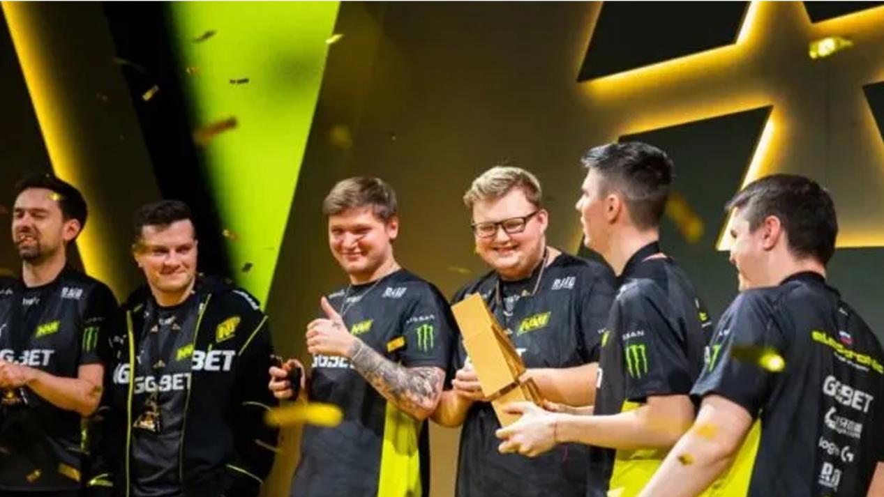 又成为更衣 又成为更衣